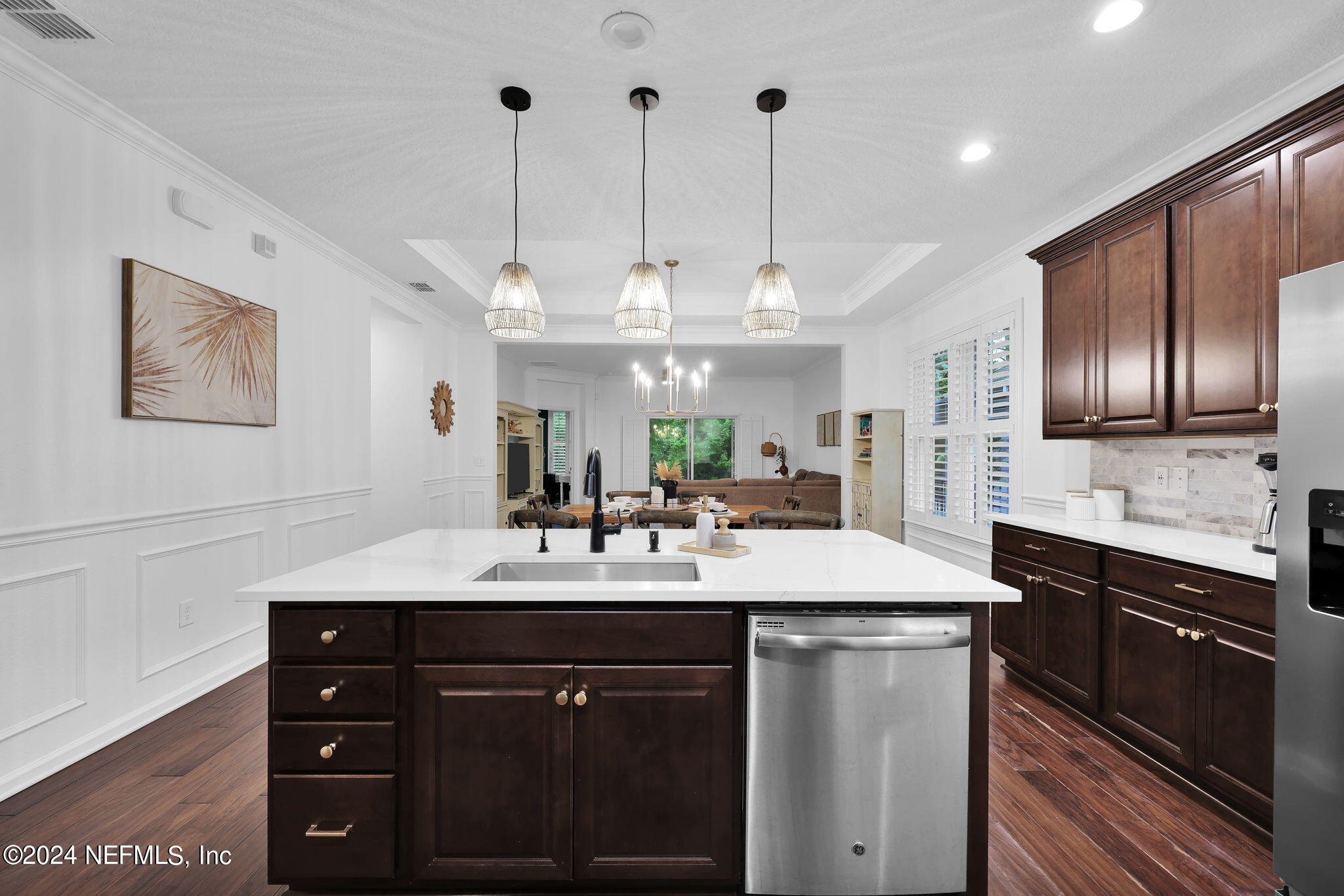 366 ASPEN LEAF Drive