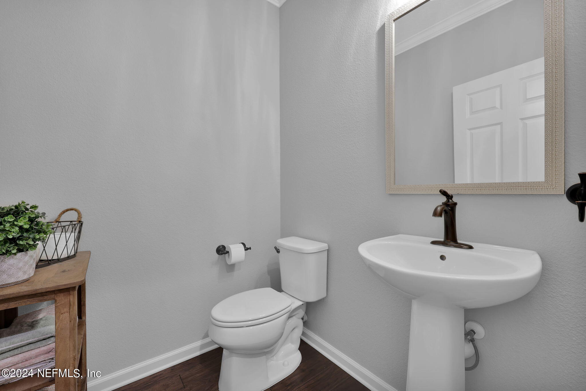 366 ASPEN LEAF Drive