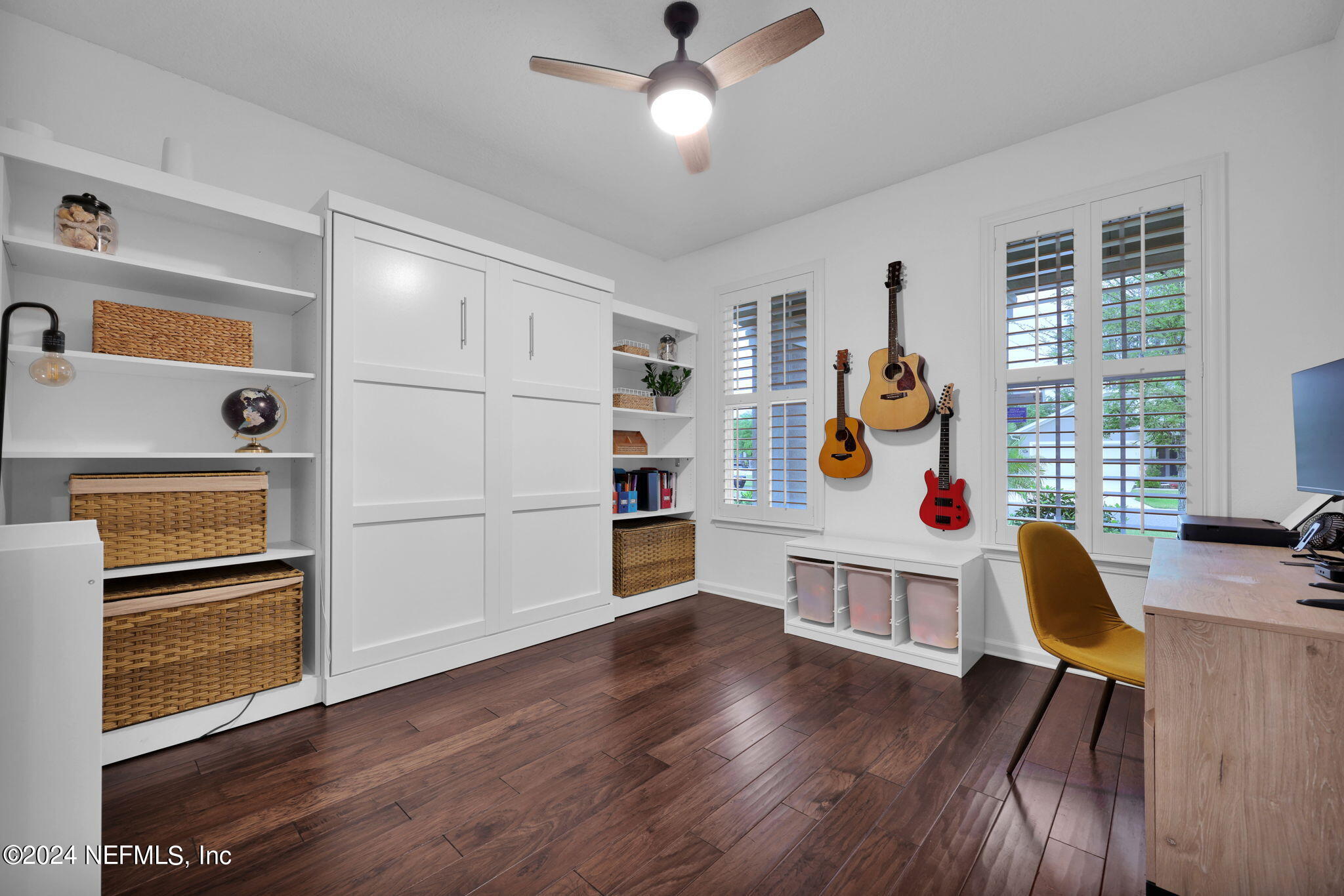 366 ASPEN LEAF Drive