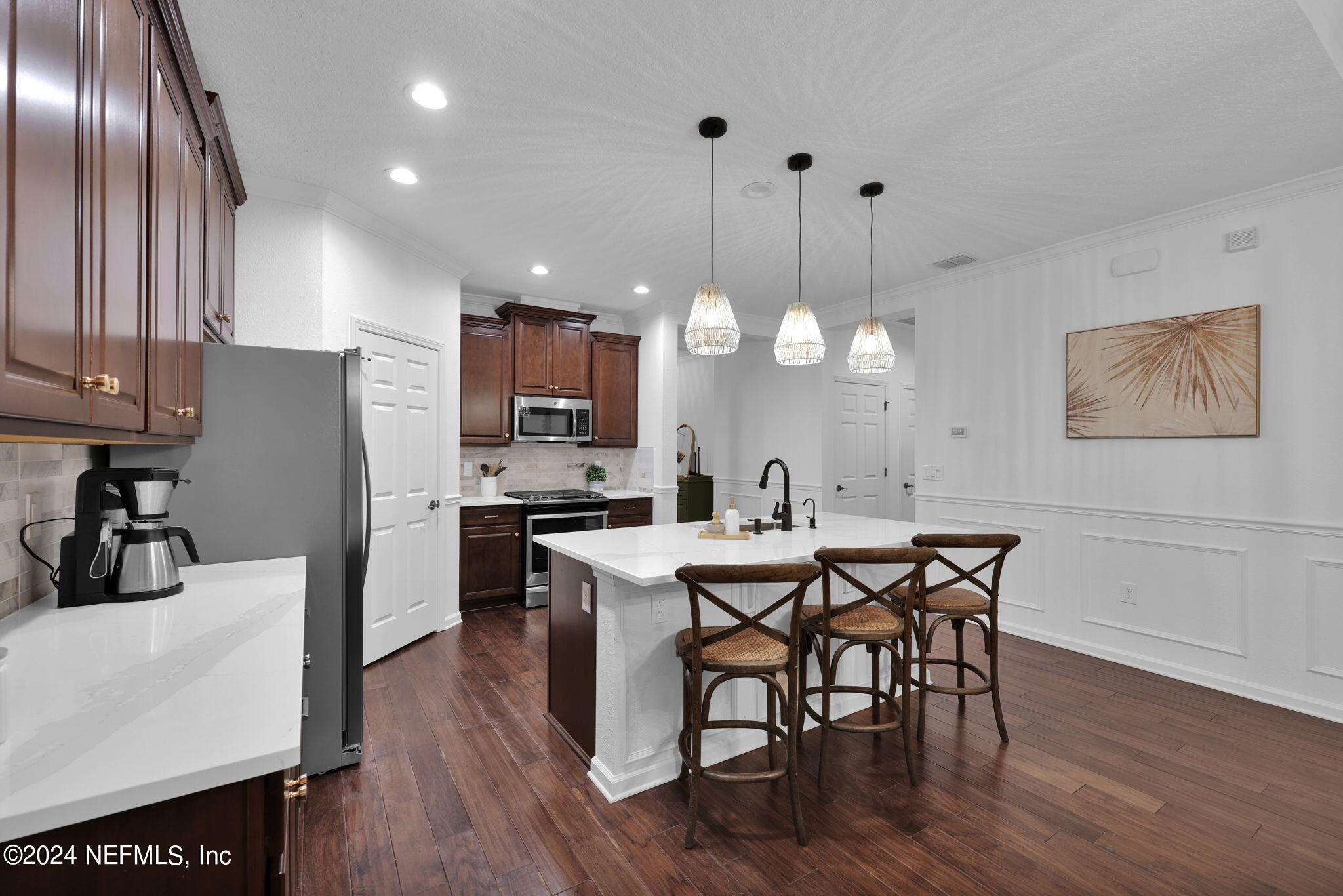366 ASPEN LEAF Drive
