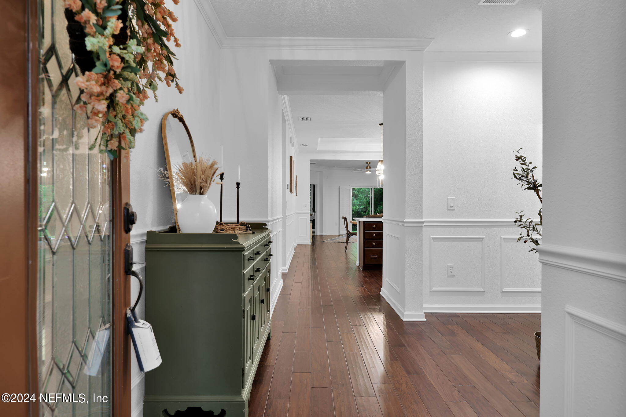 366 ASPEN LEAF Drive