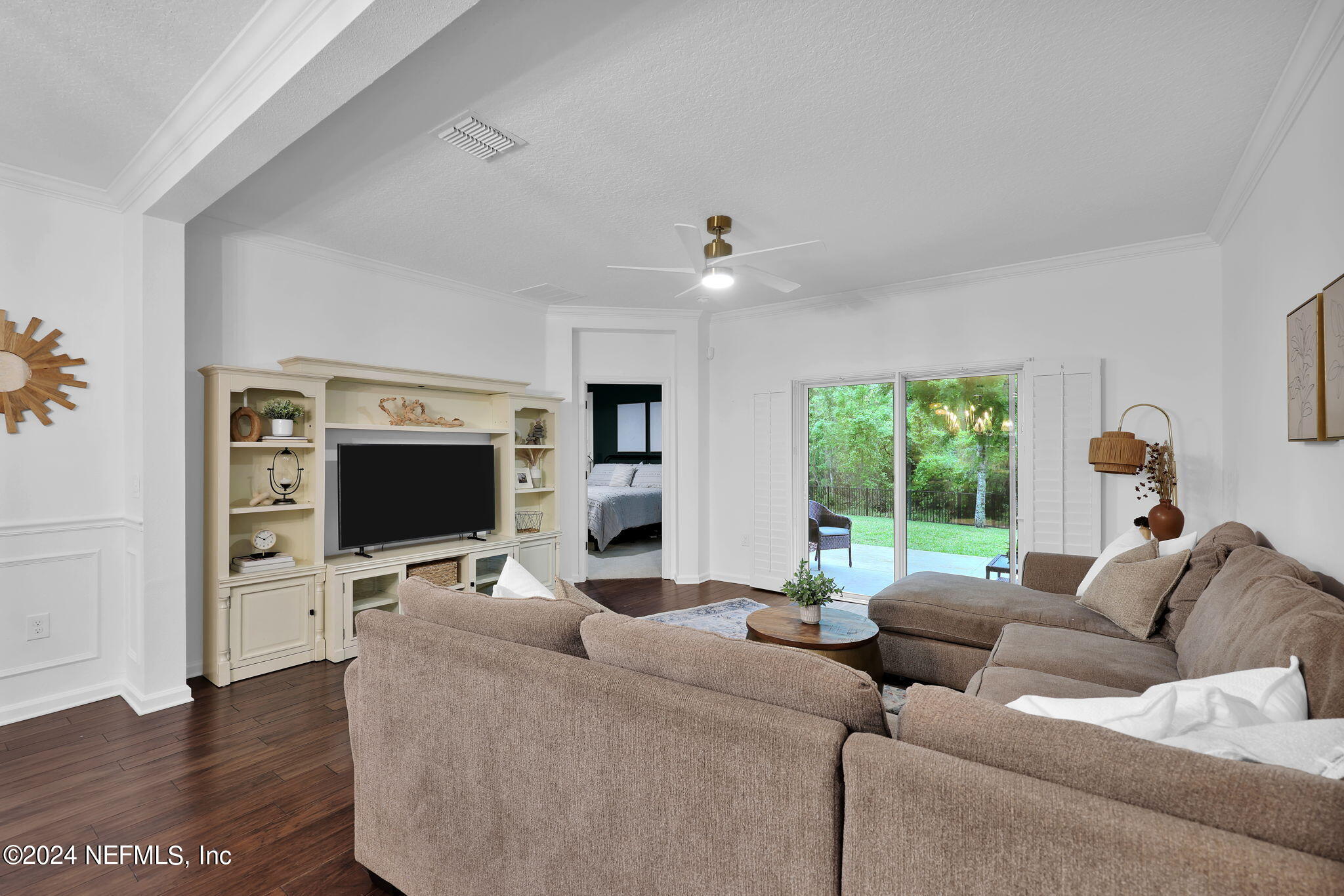 366 ASPEN LEAF Drive