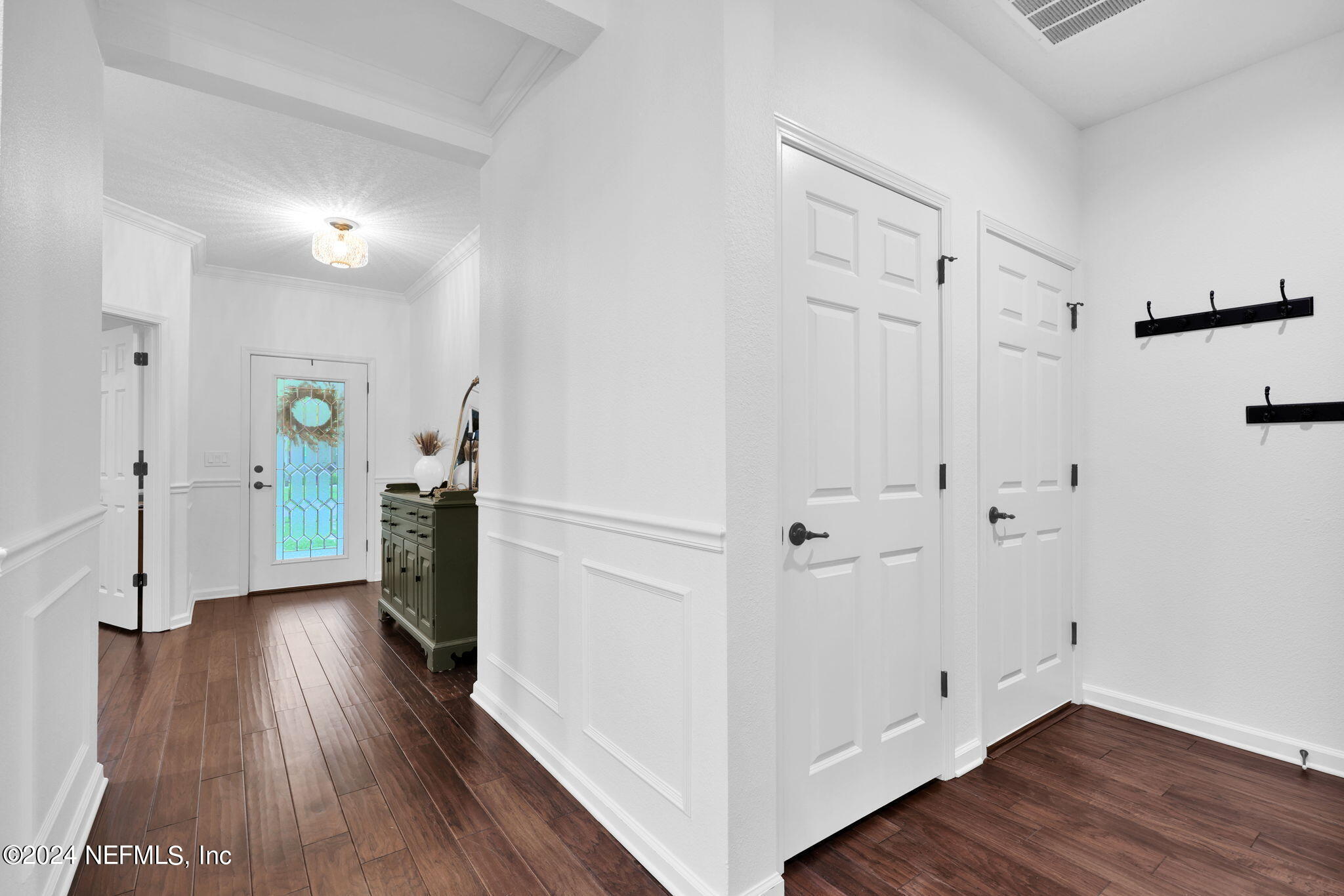 366 ASPEN LEAF Drive