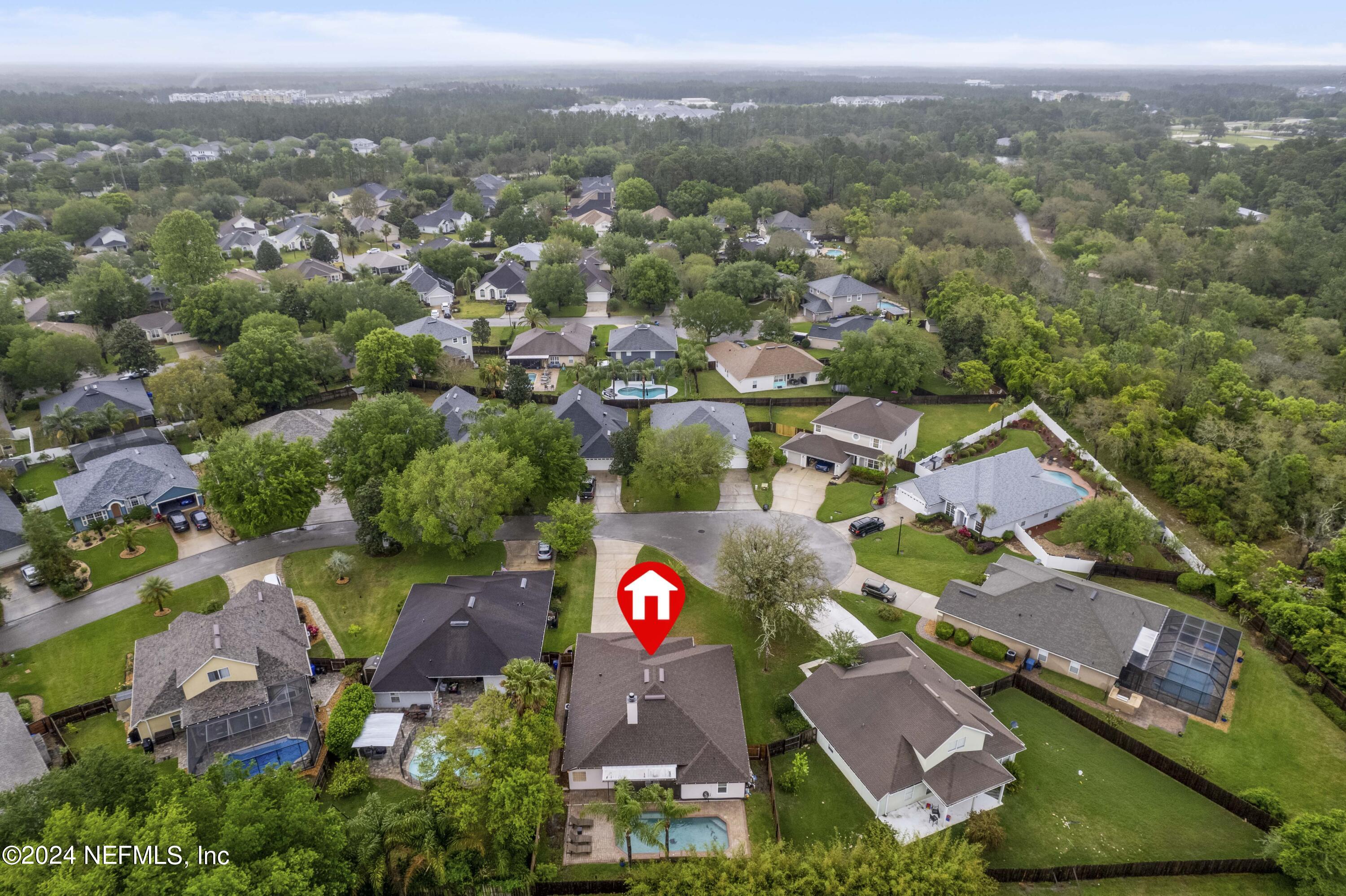 1025 HANOVER Lane