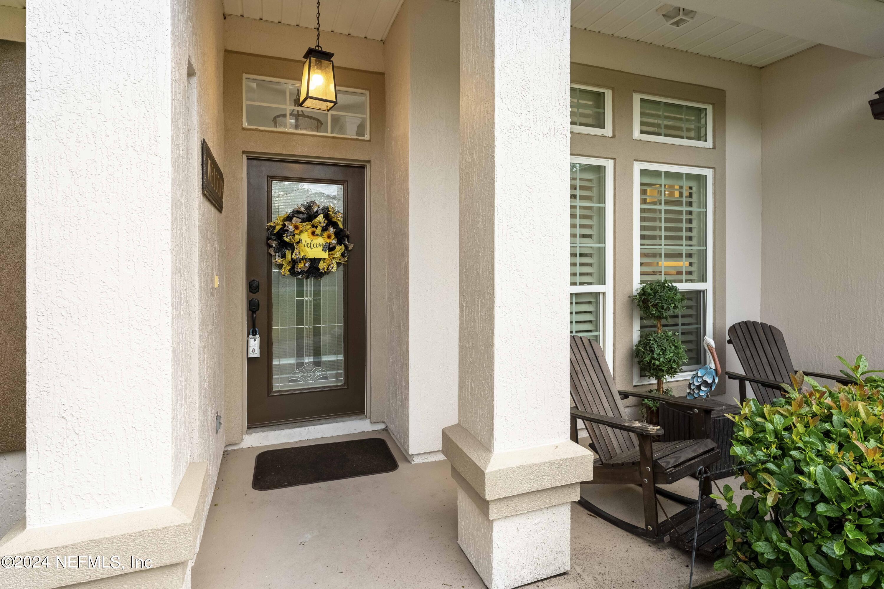 1025 HANOVER Lane