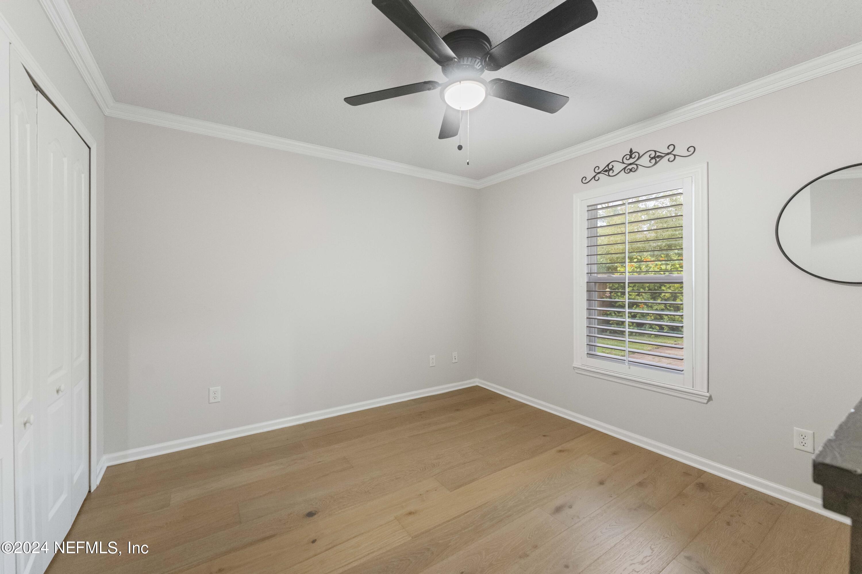 1025 HANOVER Lane