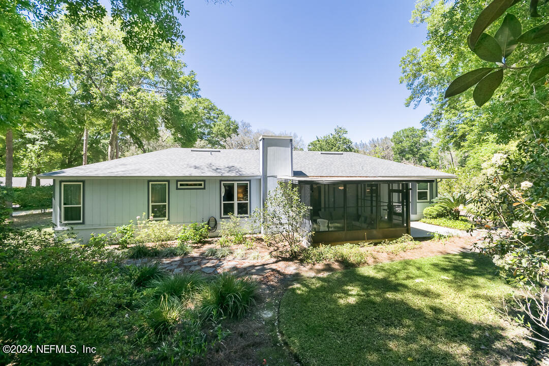 12421 VALPARISO Trail