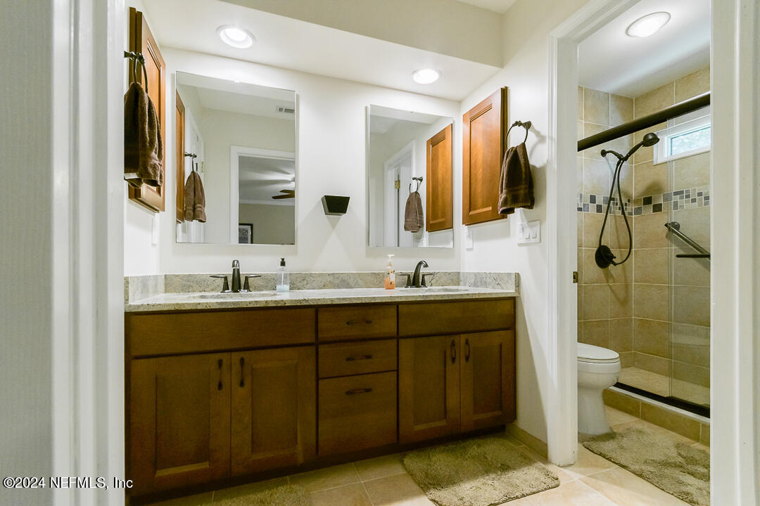12421 VALPARISO Trail