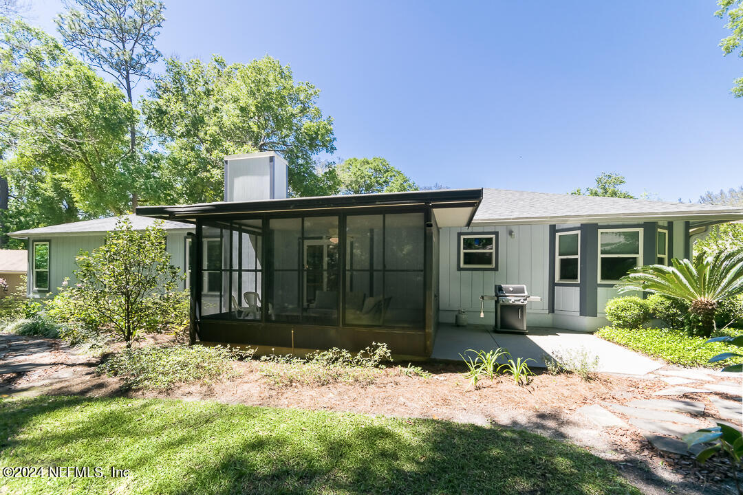 12421 VALPARISO Trail