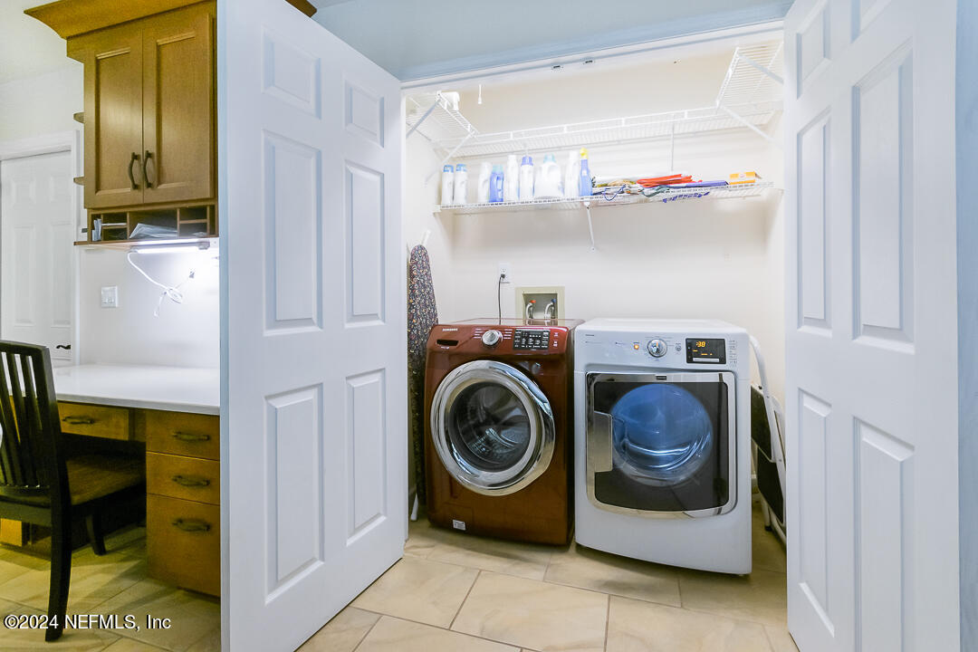 12421 VALPARISO Trail