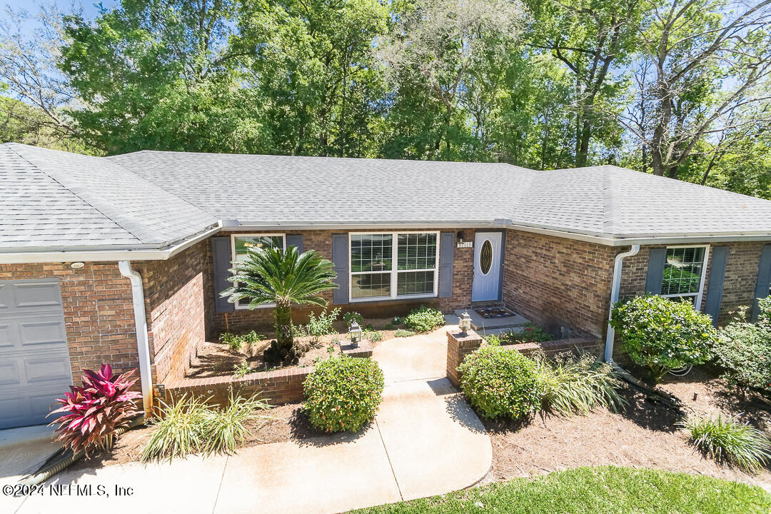 12421 VALPARISO Trail
