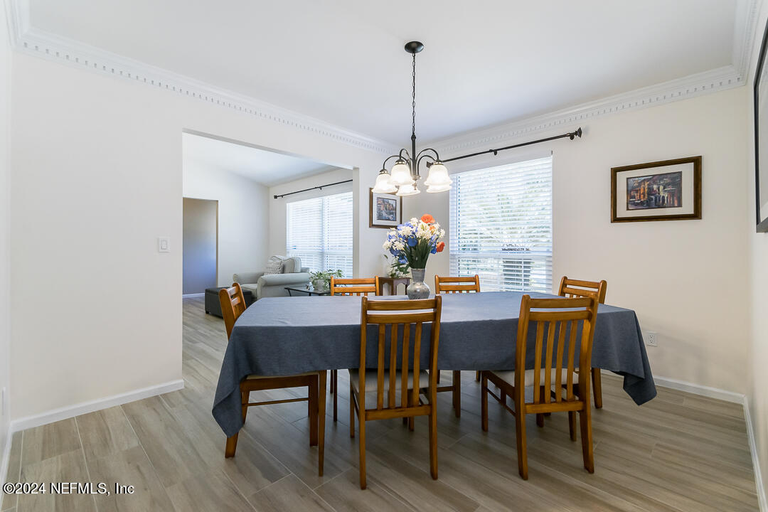 12421 VALPARISO Trail