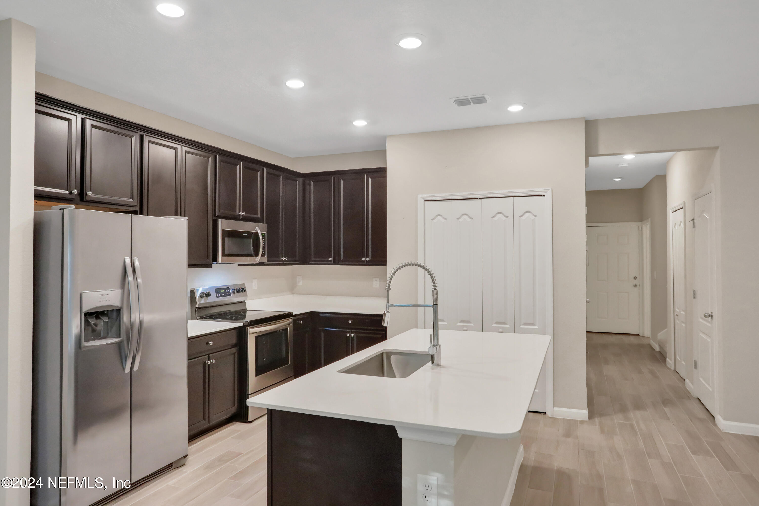 1625 POTTSBURG POINT Drive