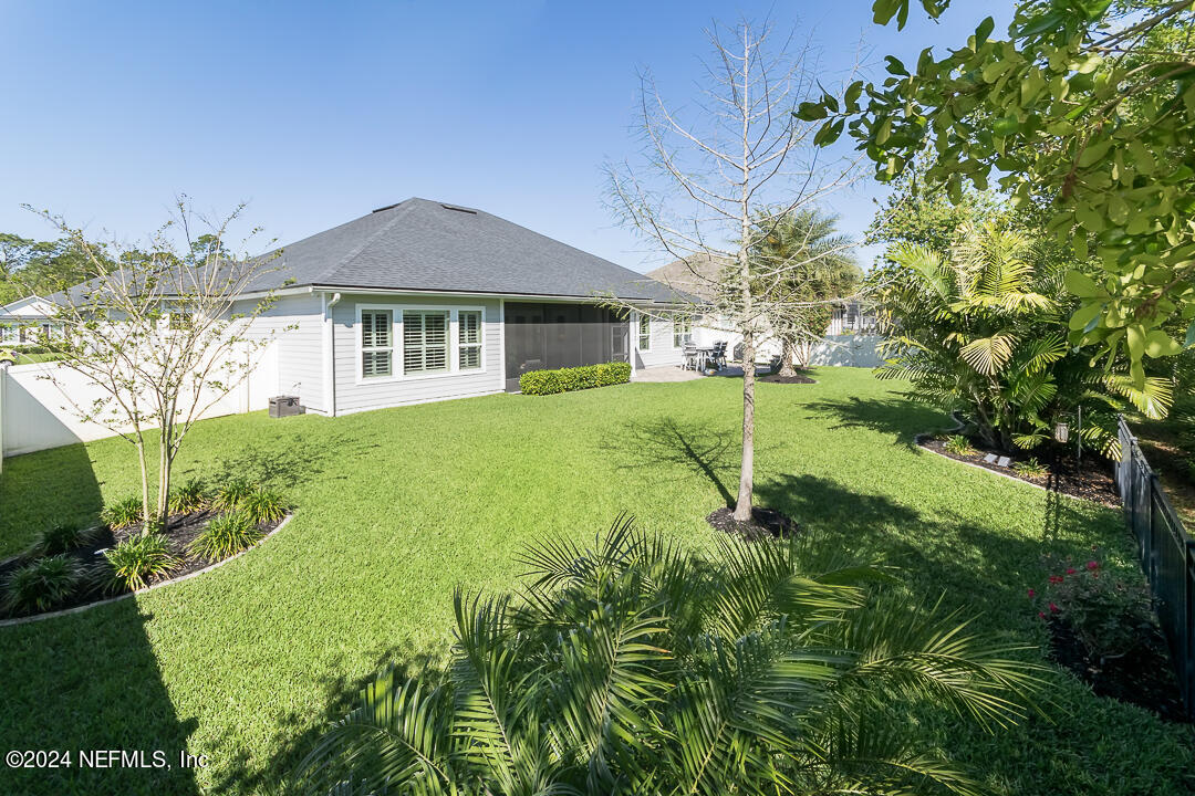 548 APPALOOSA Avenue