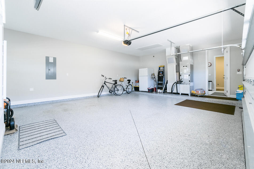 548 APPALOOSA Avenue