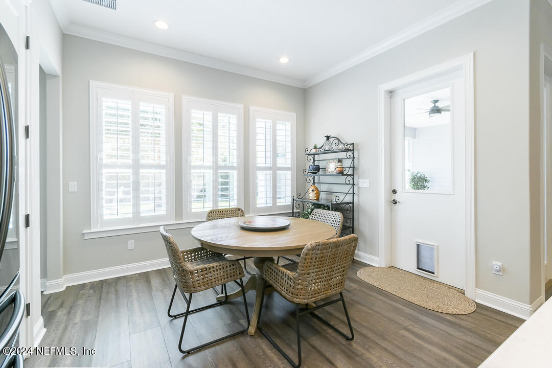 548 APPALOOSA Avenue