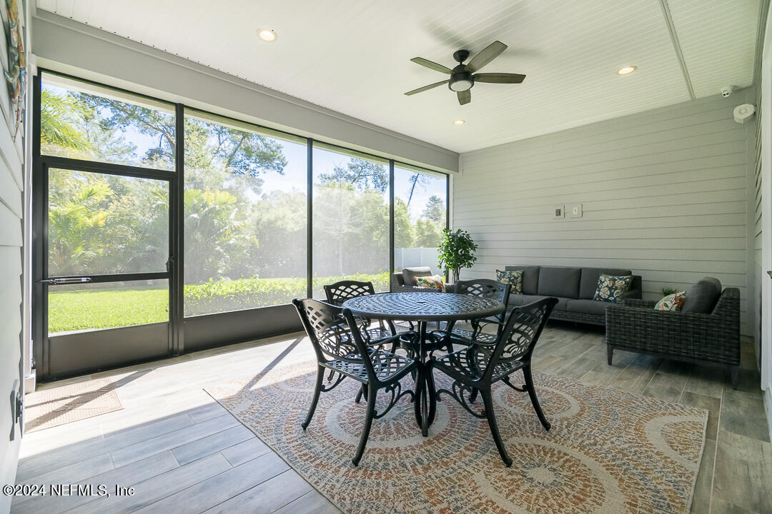 548 APPALOOSA Avenue