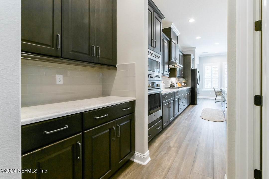 548 APPALOOSA Avenue