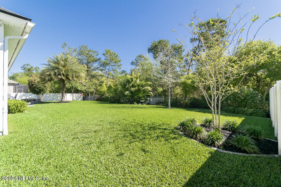 548 APPALOOSA Avenue