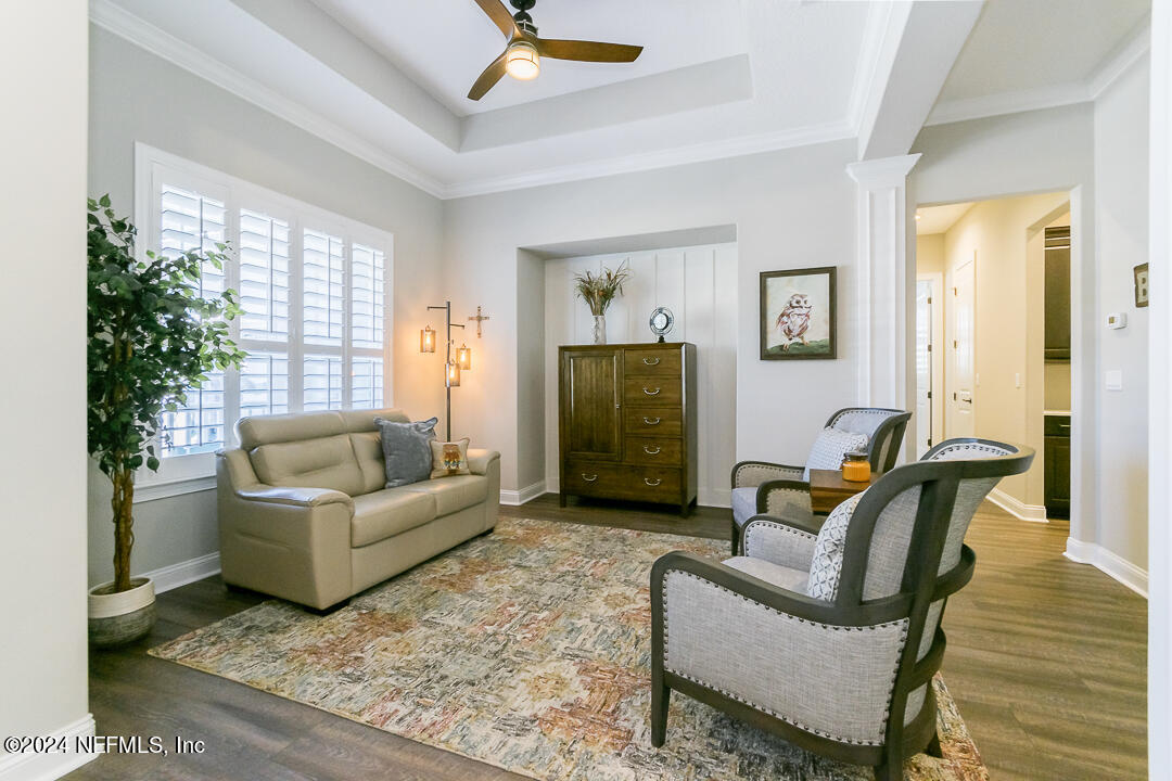 548 APPALOOSA Avenue