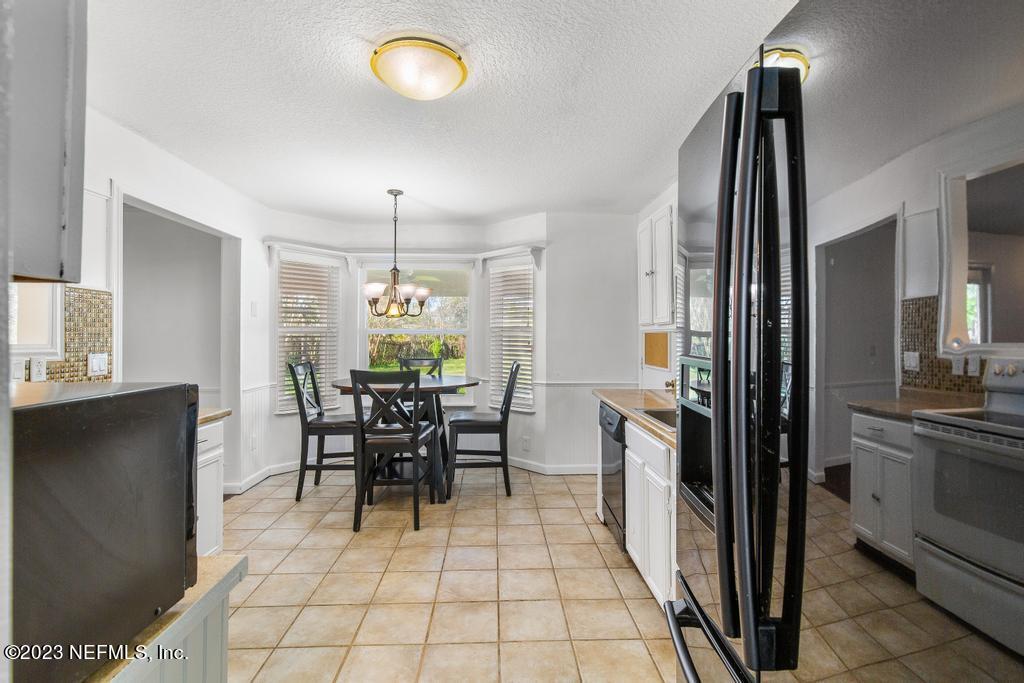 5960 ORCHARD POND Drive