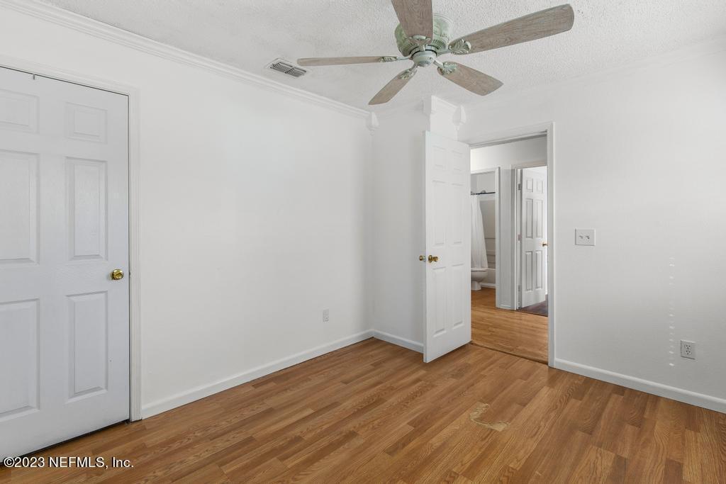 5960 ORCHARD POND Drive