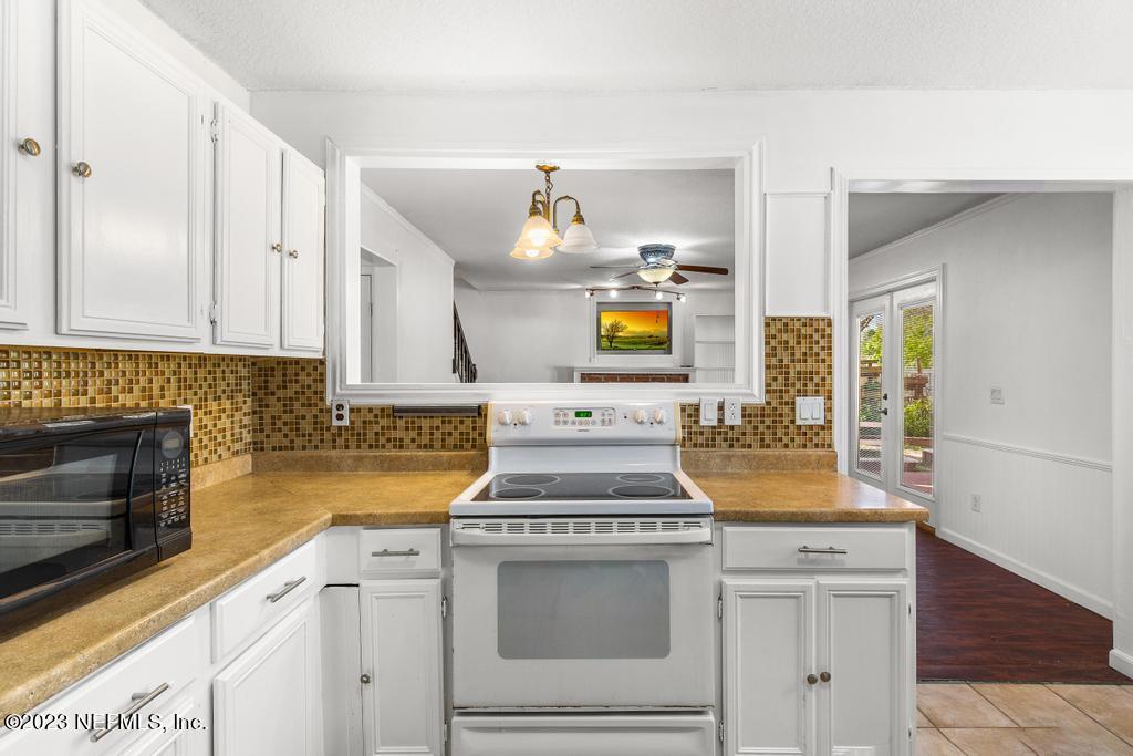 5960 ORCHARD POND Drive