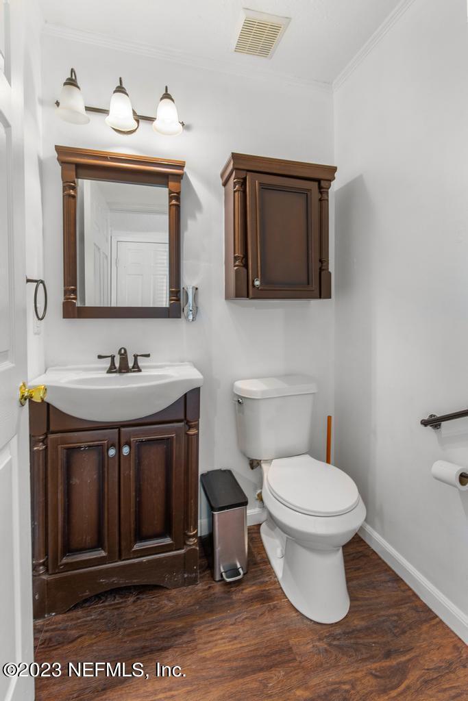 5960 ORCHARD POND Drive