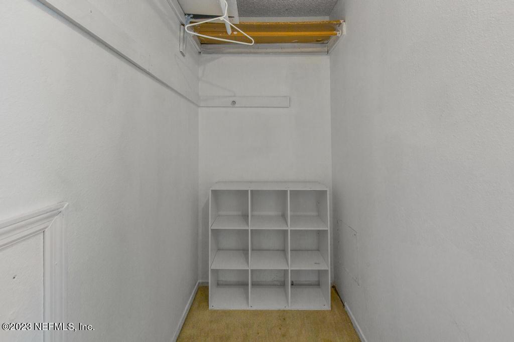 5960 ORCHARD POND Drive