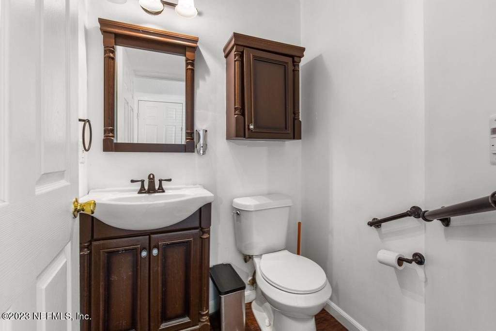 5960 ORCHARD POND Drive