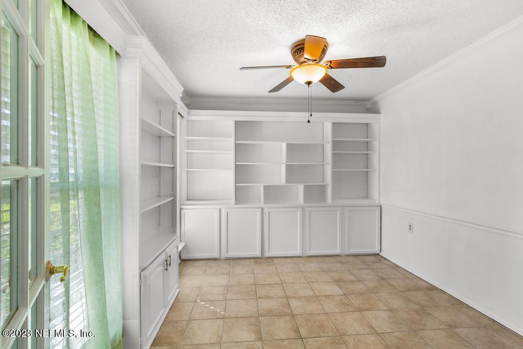 5960 ORCHARD POND Drive