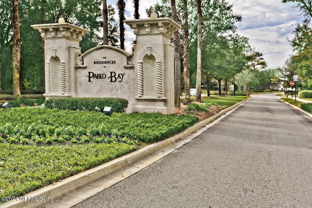 13781 HARBOR CREEK Place