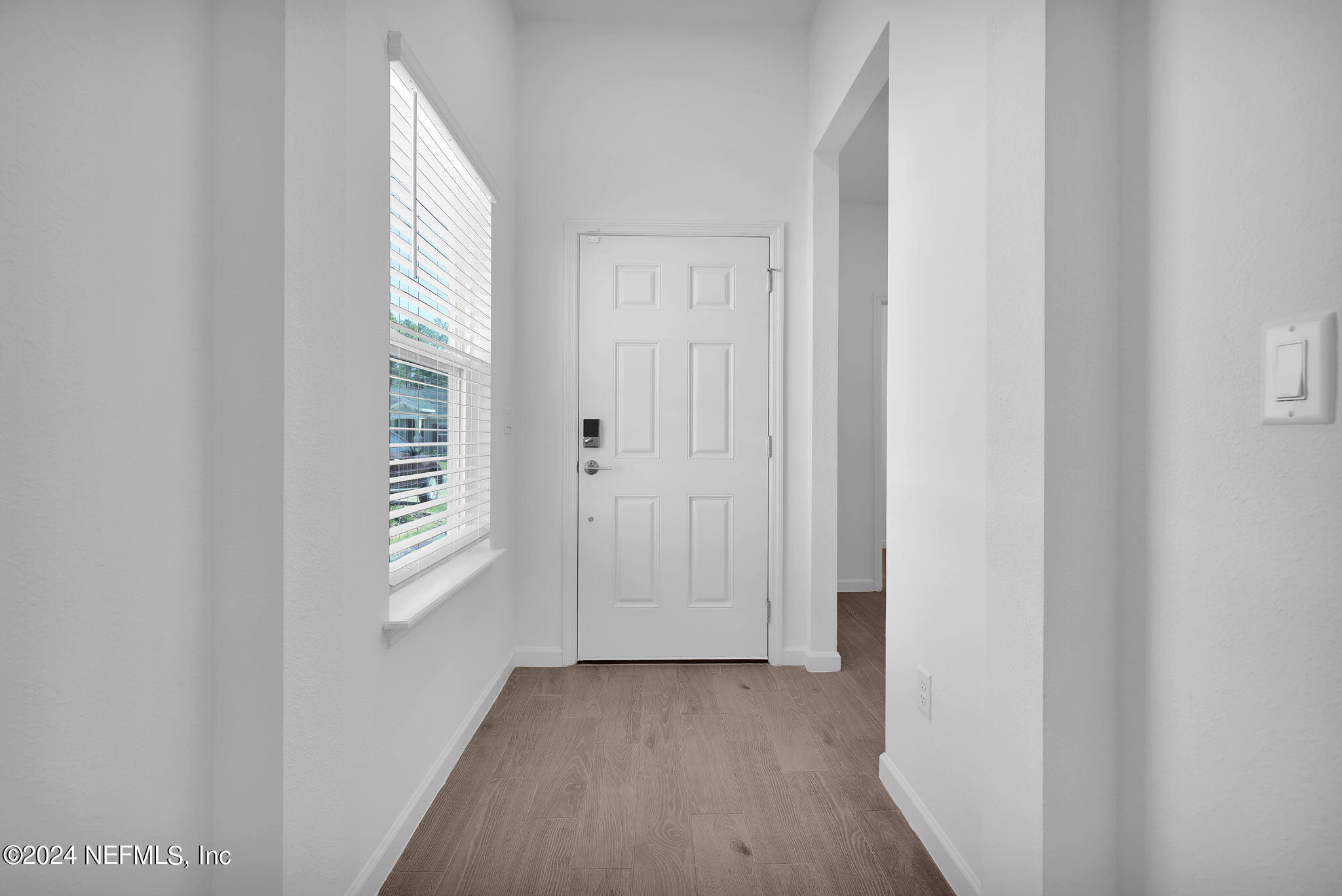 302 LAKE SINCLAIR Street