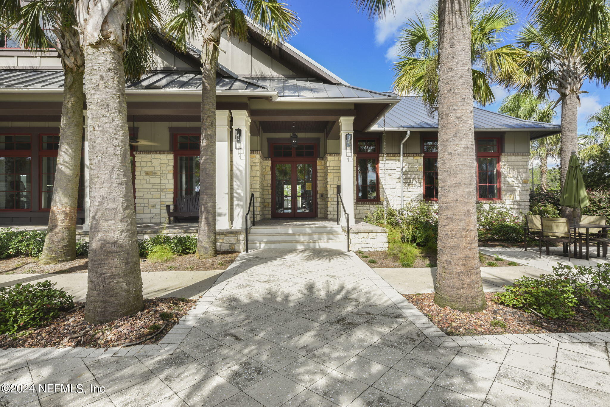 175 WINDSWEPT Way