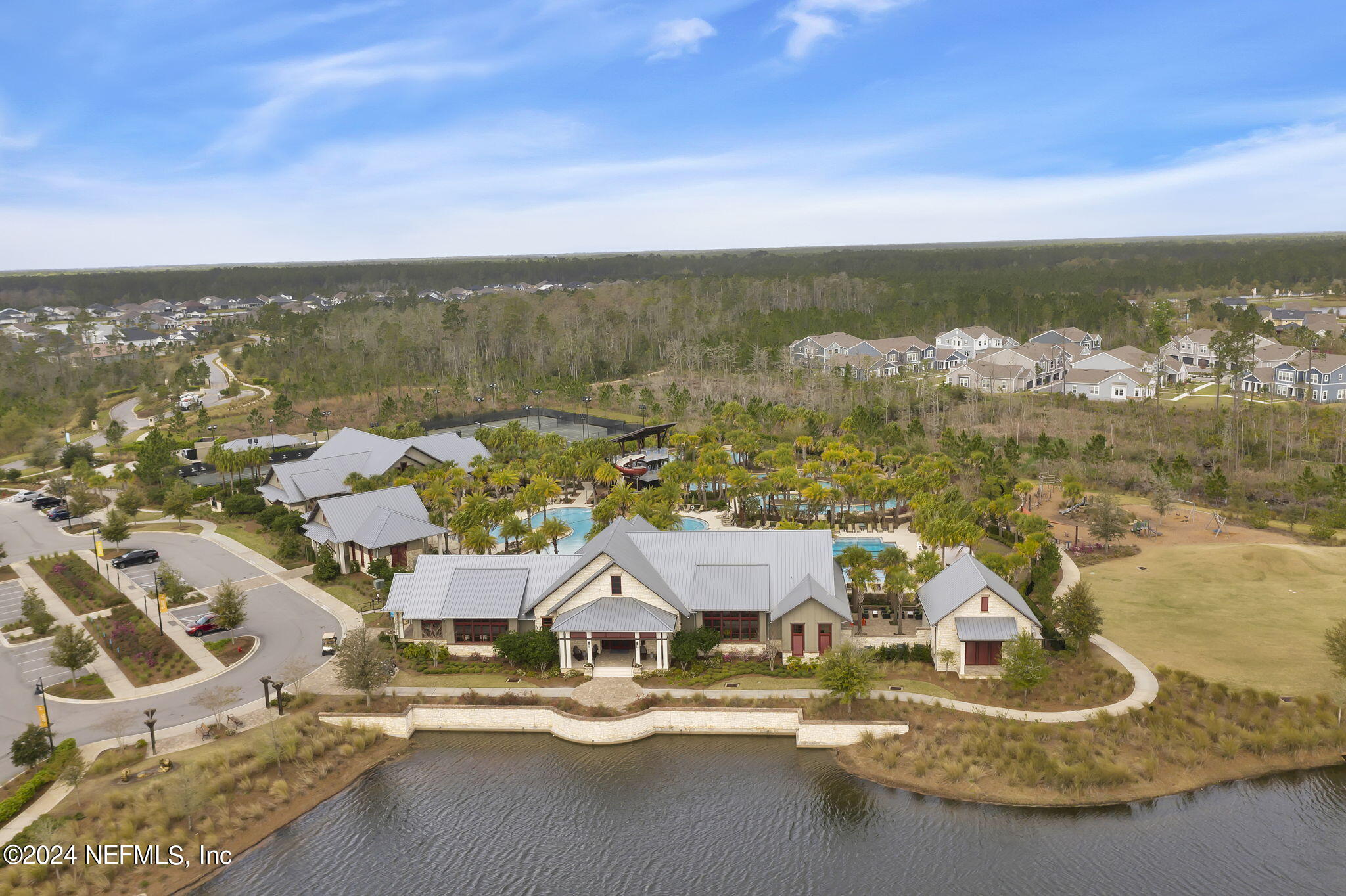 175 WINDSWEPT Way