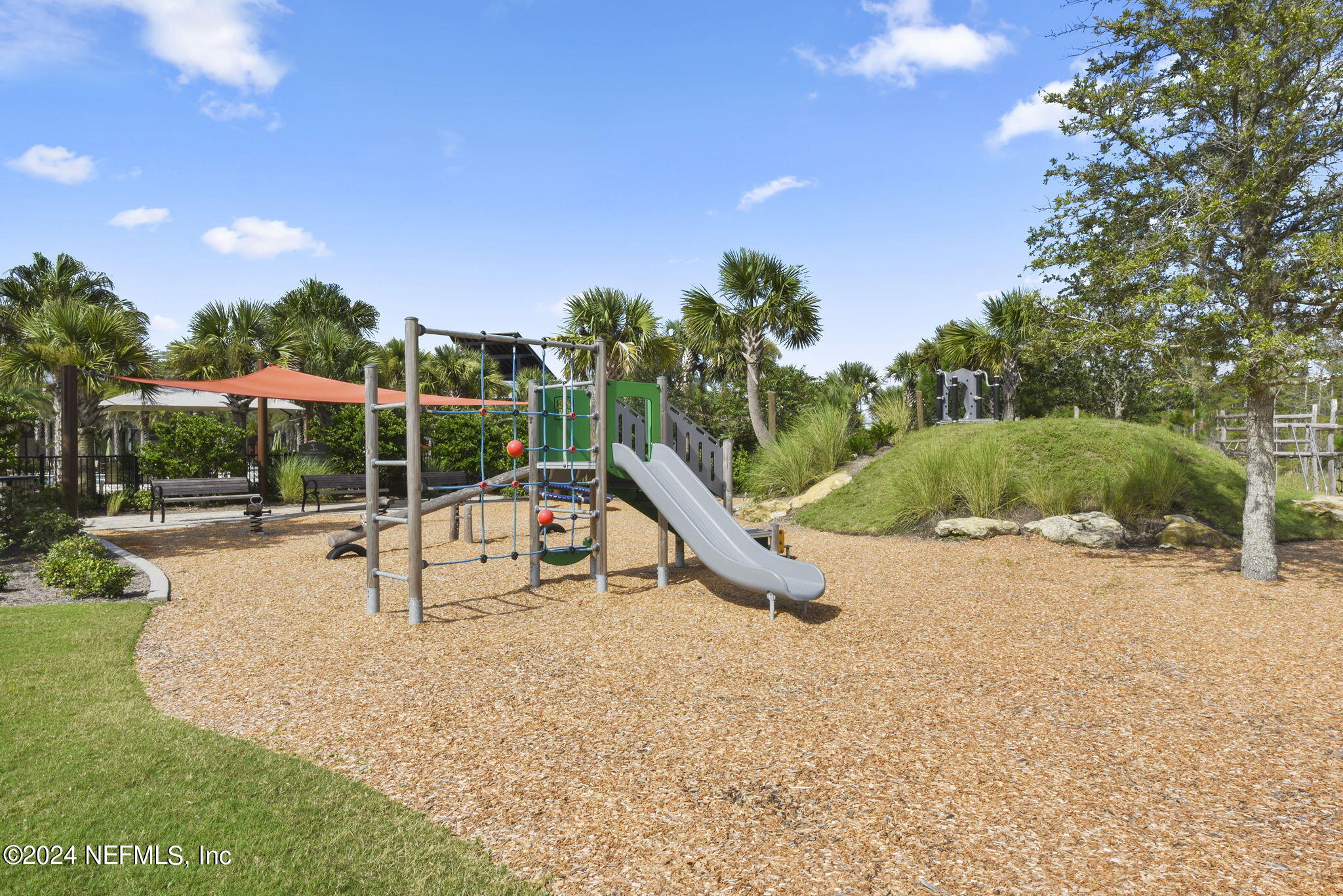 175 WINDSWEPT Way