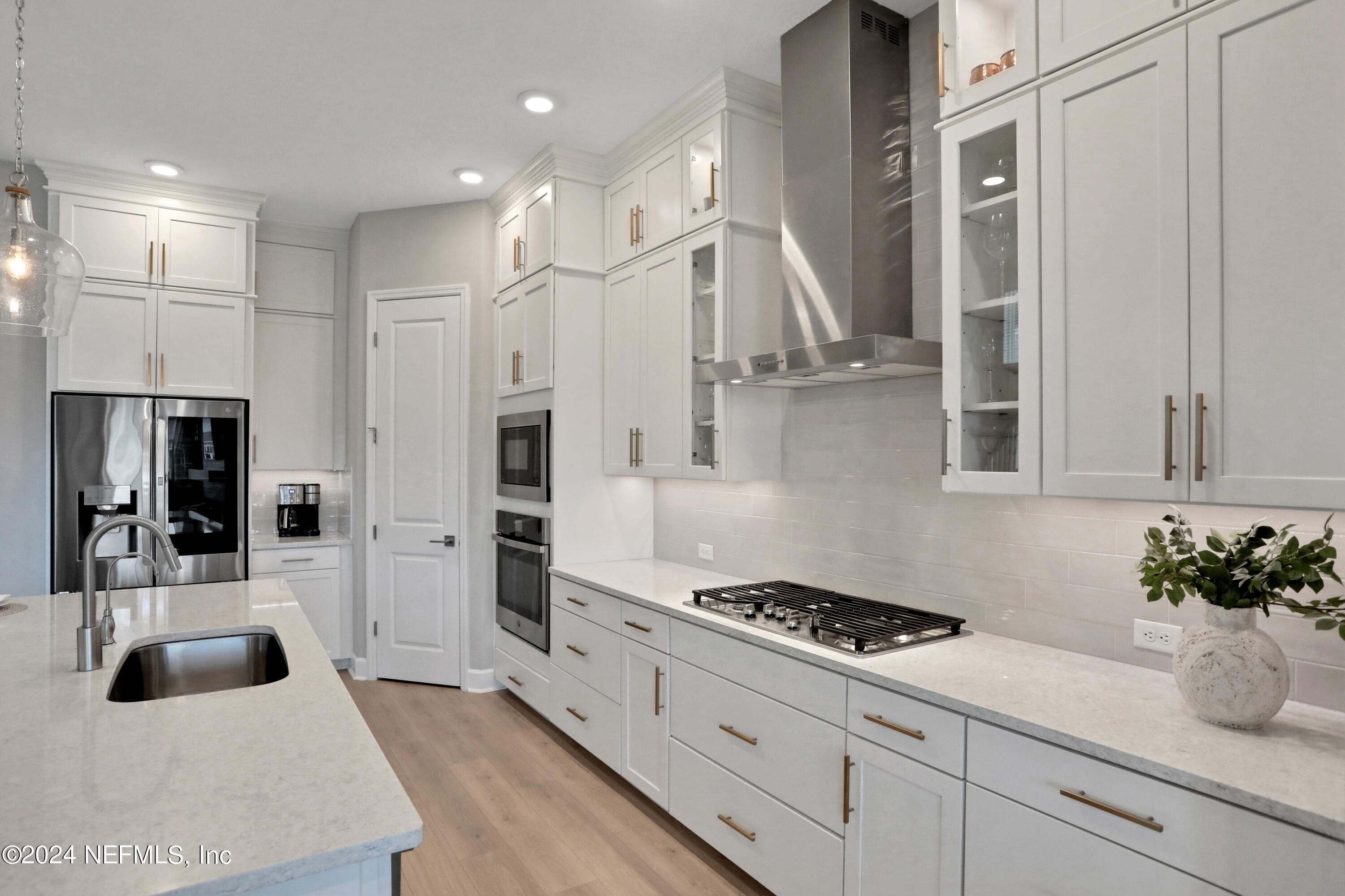 97 SETTLERS LANDING Drive
