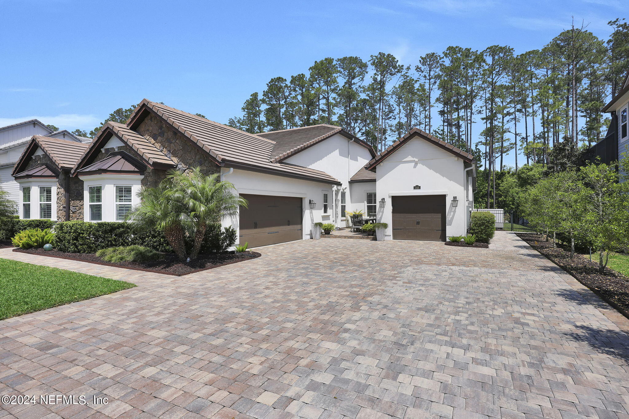 249 DEER VALLEY Drive