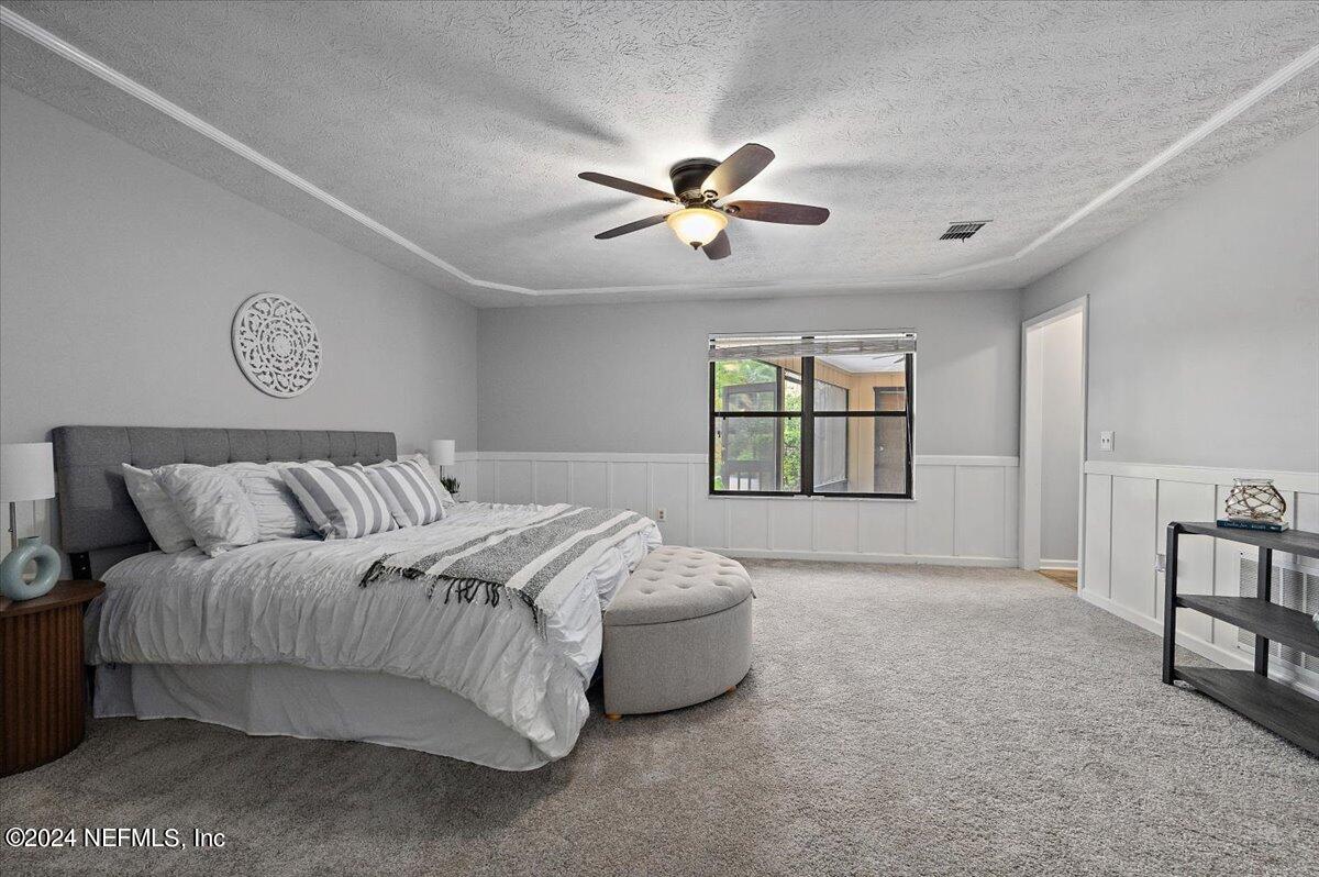 305 EDINBURGH Lane