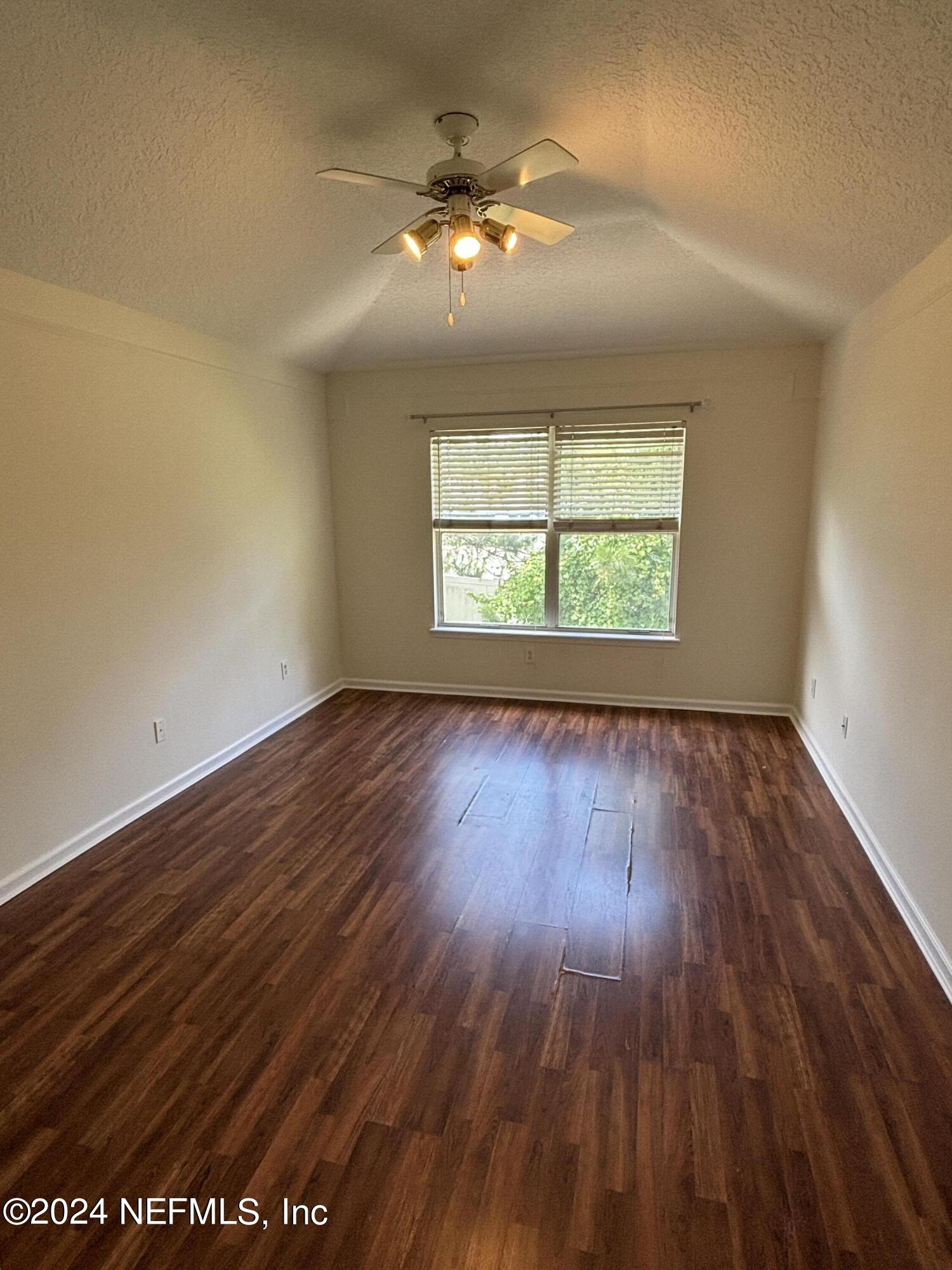 124 SHELBYS COVE Court