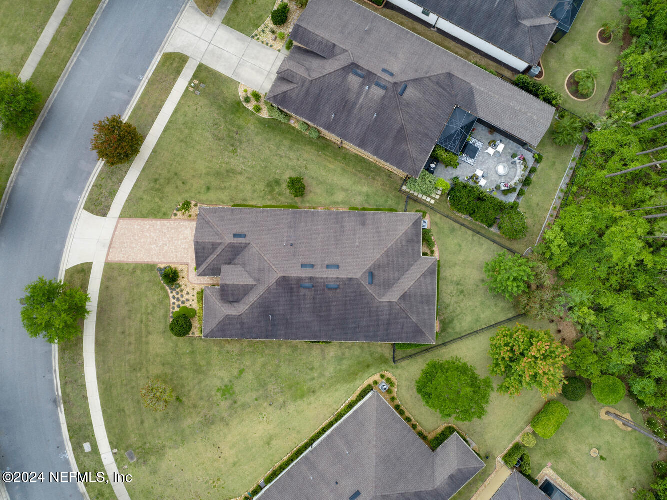 426 MANGROVE THICKET Boulevard