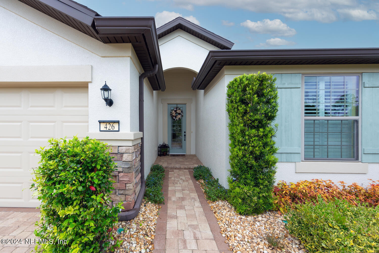 426 MANGROVE THICKET Boulevard