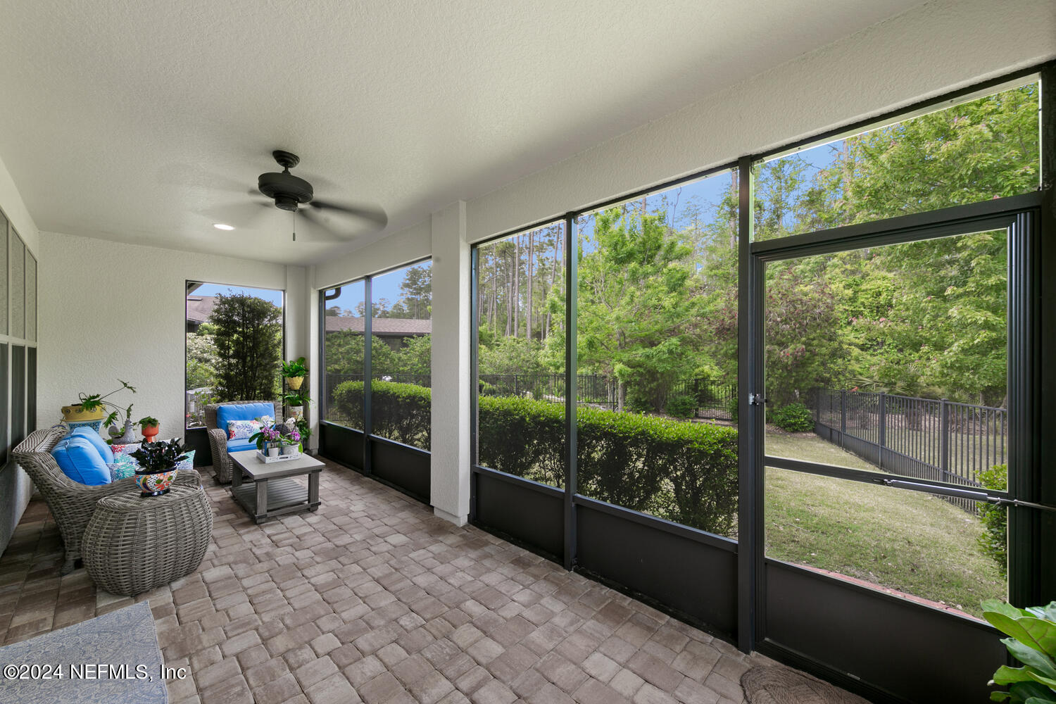 426 MANGROVE THICKET Boulevard