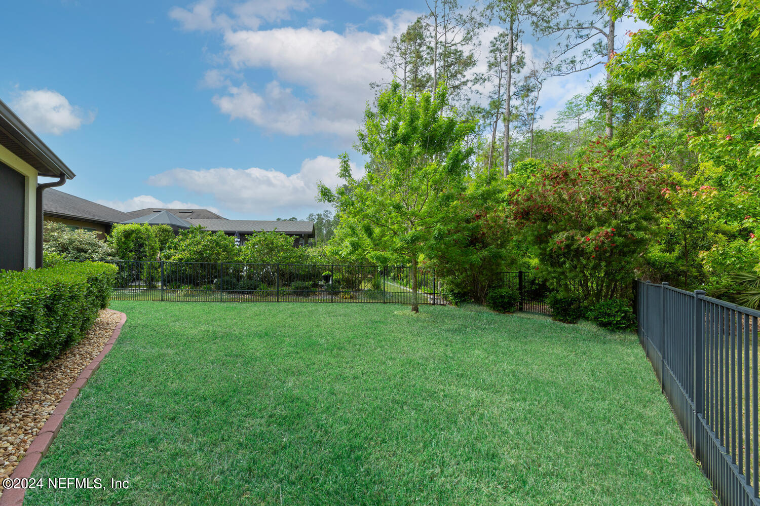 426 MANGROVE THICKET Boulevard