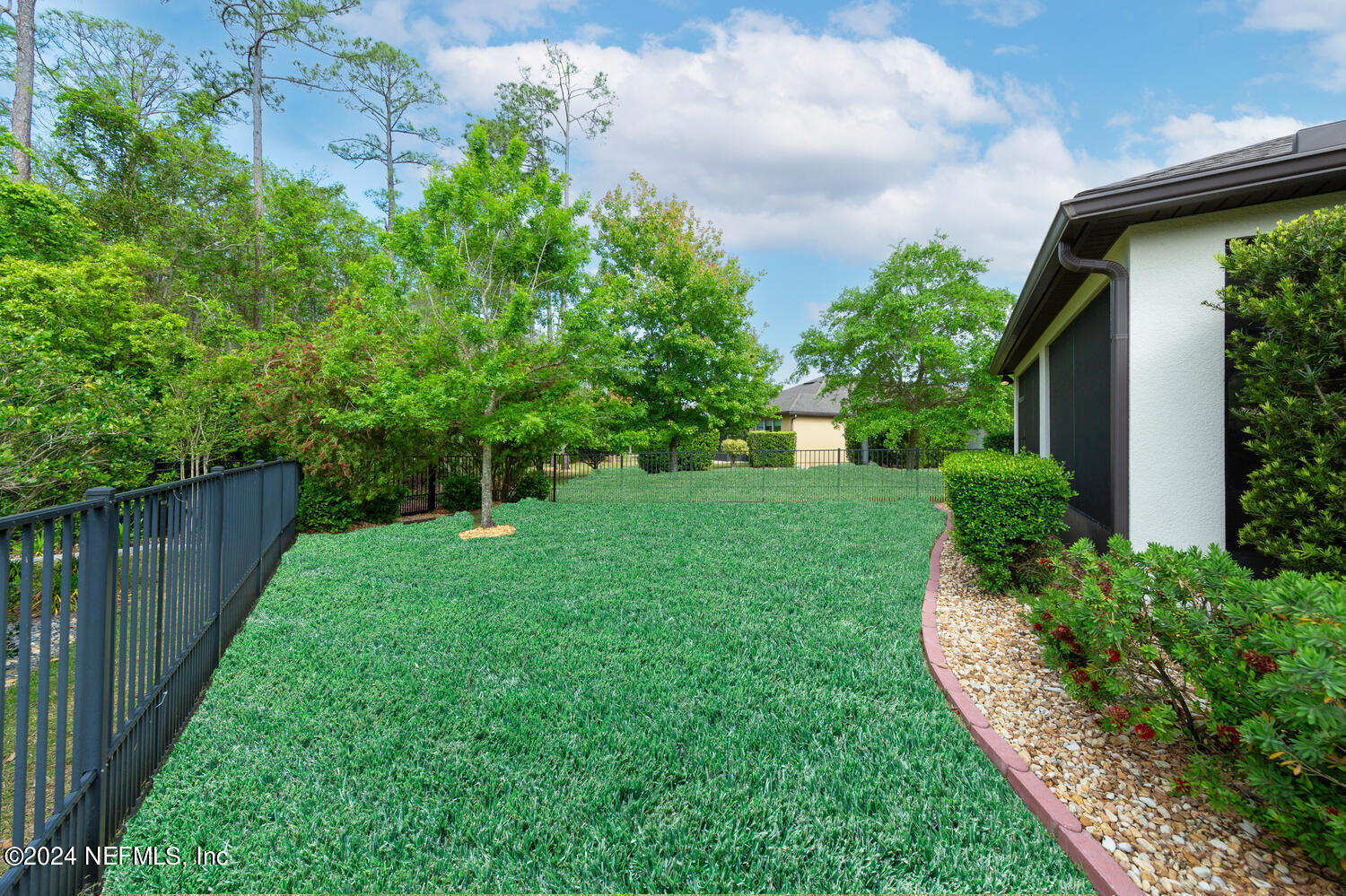 426 MANGROVE THICKET Boulevard