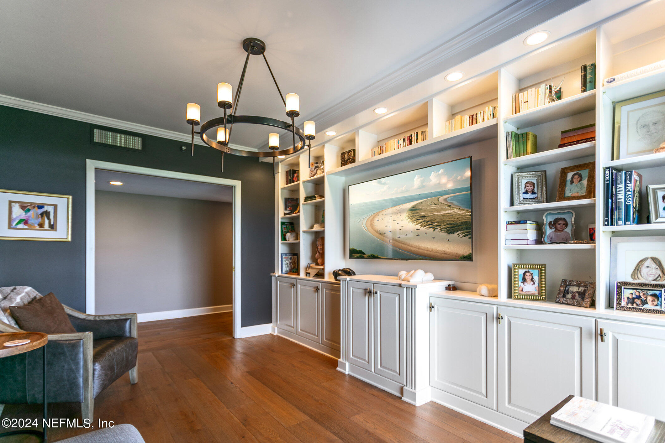 505 LANCASTER Street, 10D