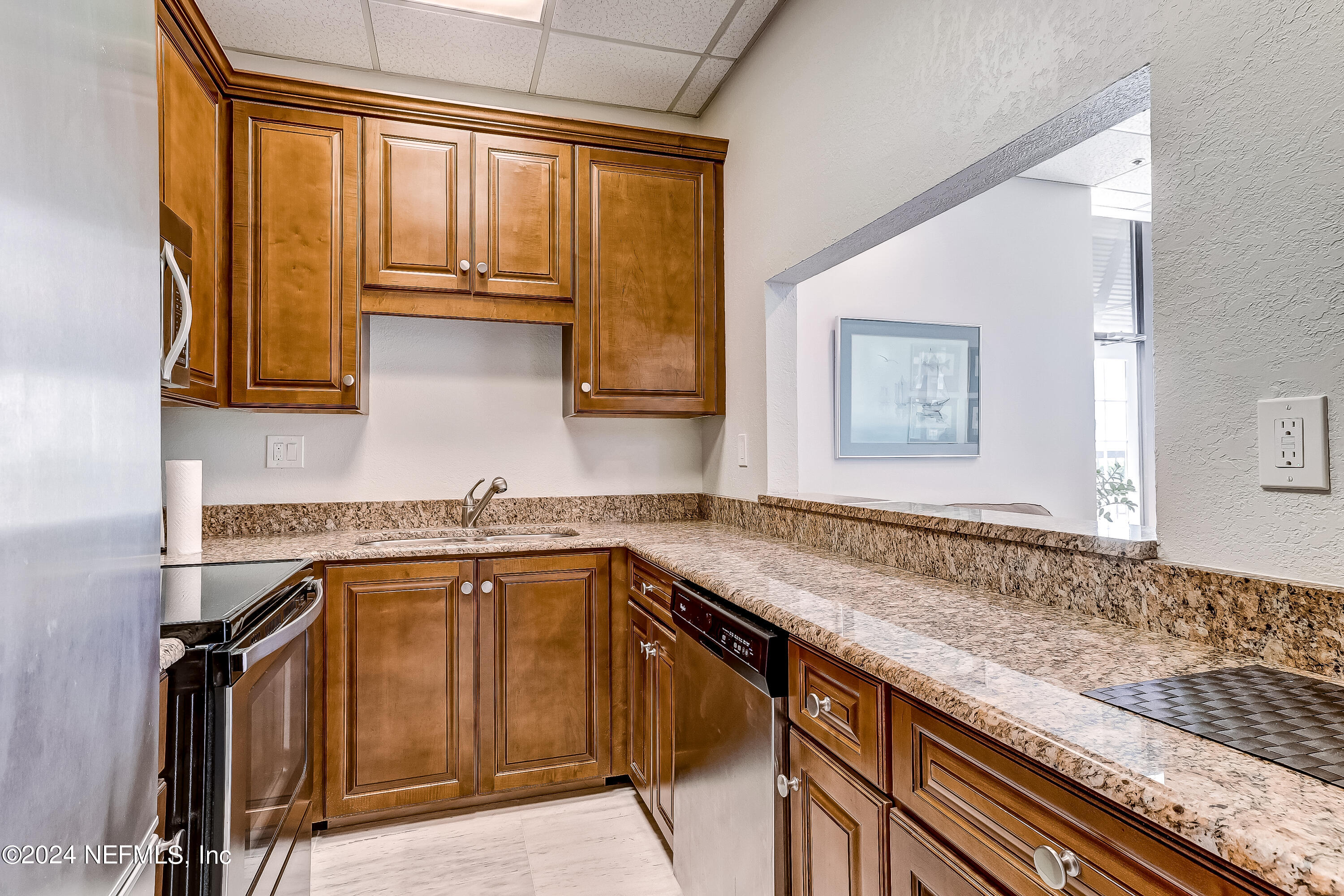 505 LANCASTER Street, 10D