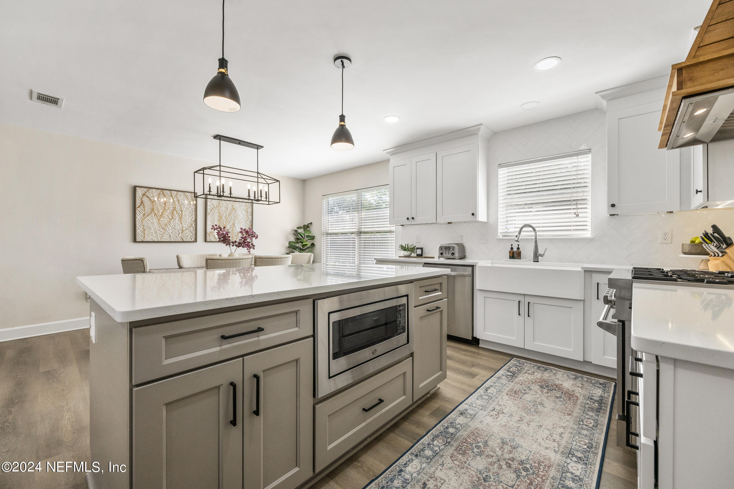 11189 WINDLESHAM Court