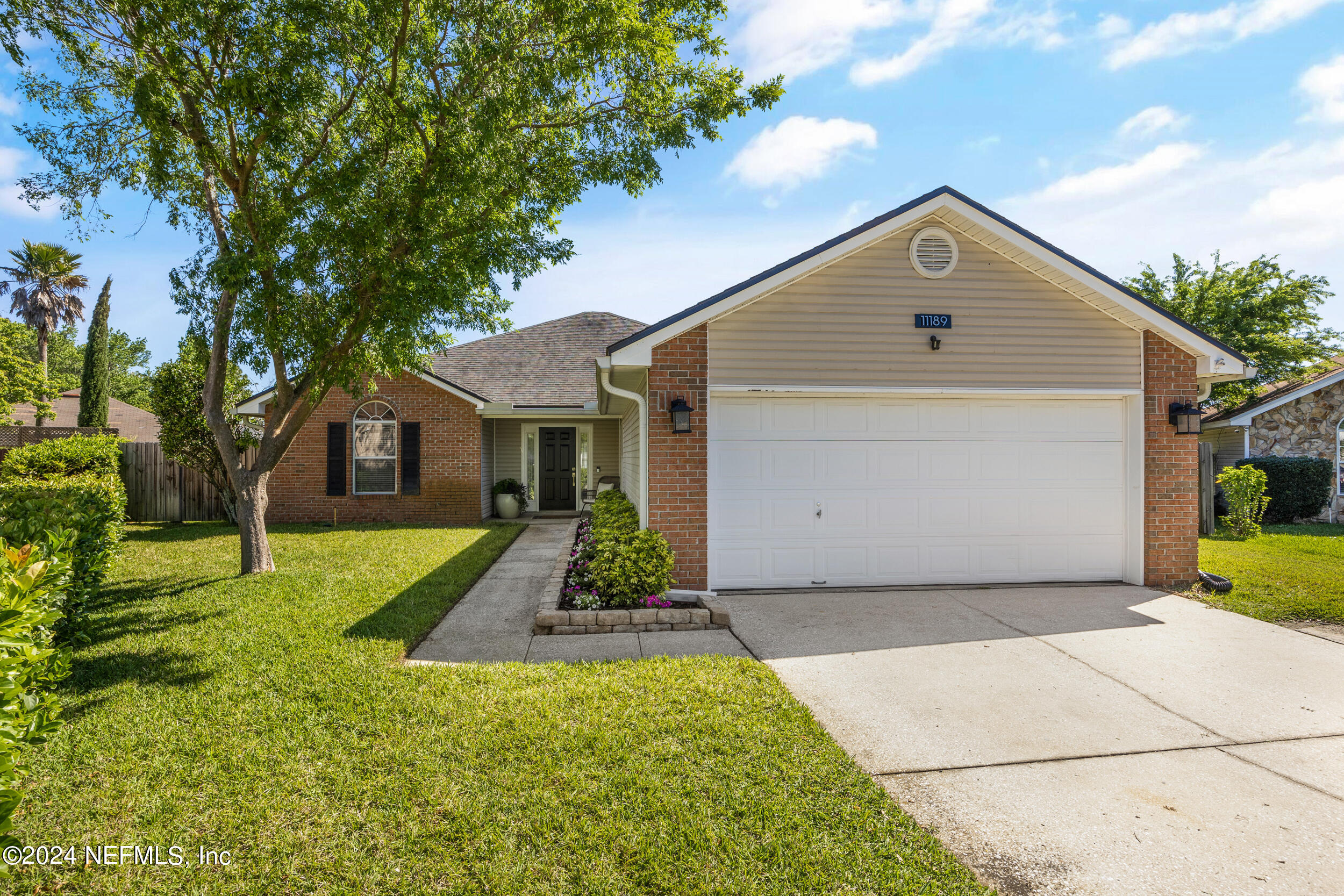 11189 WINDLESHAM Court
