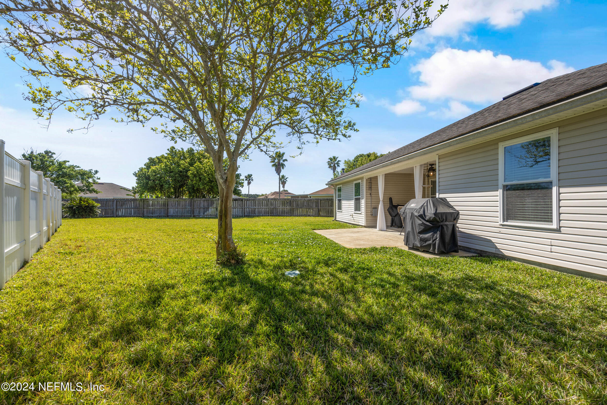 11189 WINDLESHAM Court